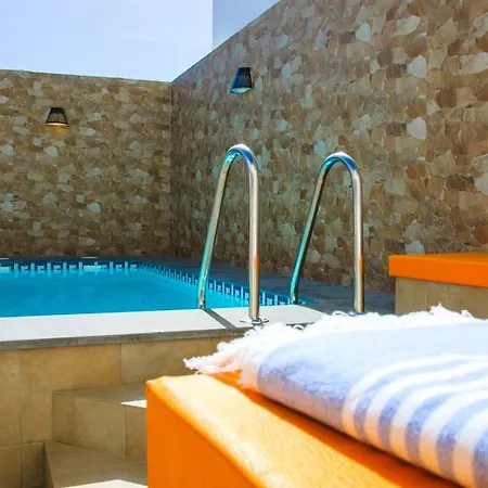 Amanecer Villa