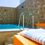 Amanecer Villa